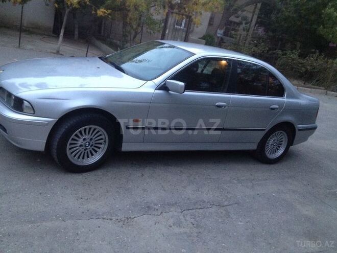 BMW 528 2000, 251 km - 2.8 l - Bakı
