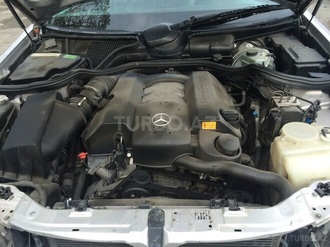 Mercedes E 260 2002, 190,890 km - 0.3 л - Qəbələ