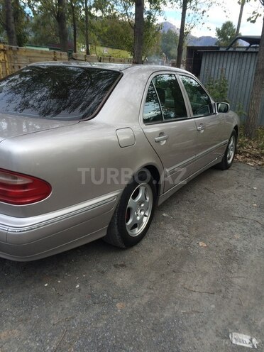 Mercedes E 260 2002, 190,890 km - 0.3 л - Qəbələ