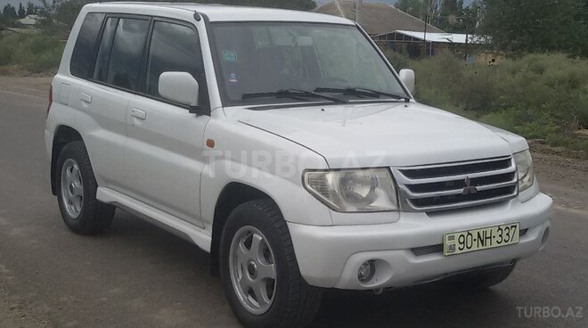 Mitsubishi Pajero io 2000, 160,000 km - 2.0 l - İmişli