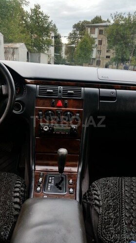 Mercedes E 230 1997, 230,000 km - 2.3 l - Mingəçevir