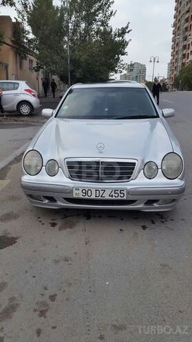 Mercedes E 240 2001, 269,000 km - 2.6 l - Cəbrayıl