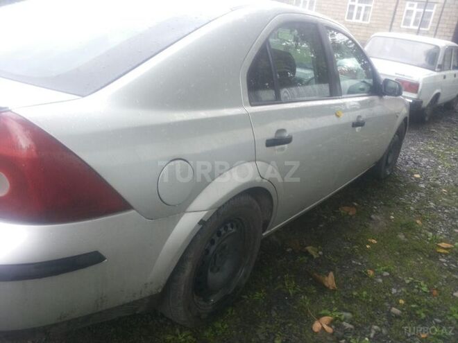 Ford Mondeo 2001, 138,520 km - 1.8 л - Zaqatala