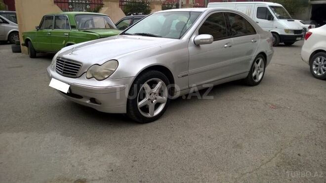 Mercedes C 200 2001, 298,887 km - 2.0 л - Bakı