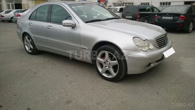 Mercedes C 200 2001, 298,887 km - 2.0 л - Bakı