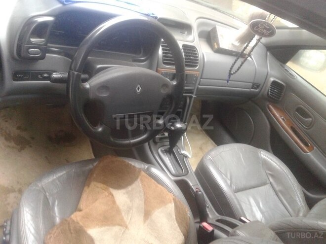 Renault Laguna 2001, 116,300 km - 2.0 l - Bakı