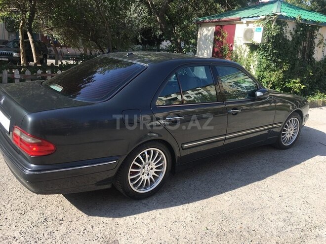 Mercedes E 240 2000, 214,800 km - 2.6 л - Bakı