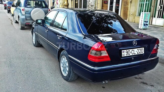 Mercedes C 220 1993, 452,154 km - 2.2 l - Bərdə