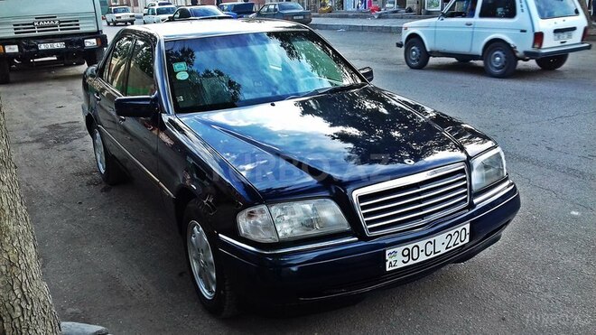 Mercedes C 220 1993, 452,154 km - 2.2 l - Bərdə