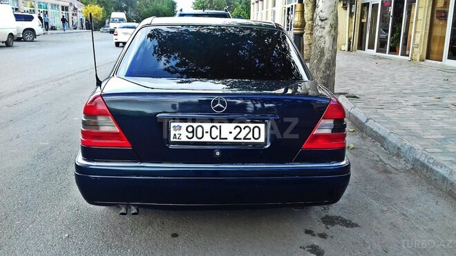 Mercedes C 220 1993, 452,154 km - 2.2 l - Bərdə
