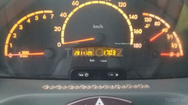 Mercedes Sprinter 413 2001, 281,125 km - 2.2 l - Xırdalan