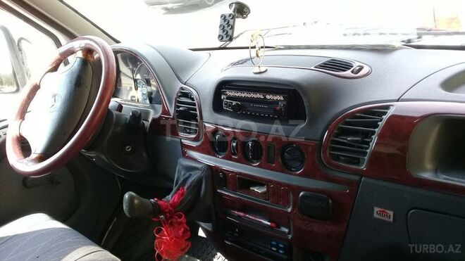 Mercedes Sprinter 413 2001, 281,125 km - 2.2 l - Xırdalan