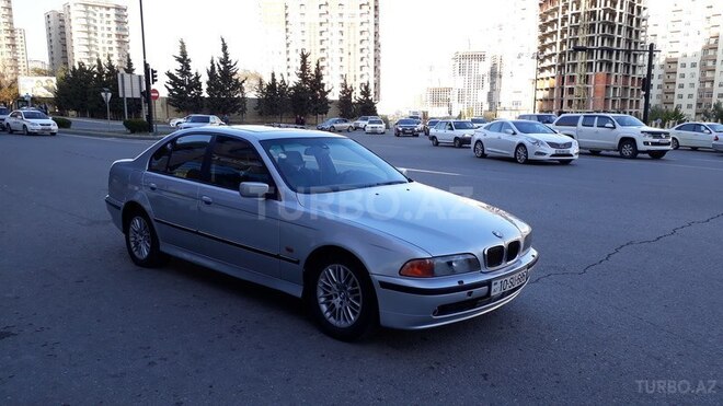 BMW 523 1998, 411,800 km - 2.5 l - Bakı