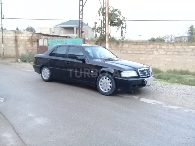 Mercedes C 180 2000, 235,600 km - 1.8 л - Sumqayıt