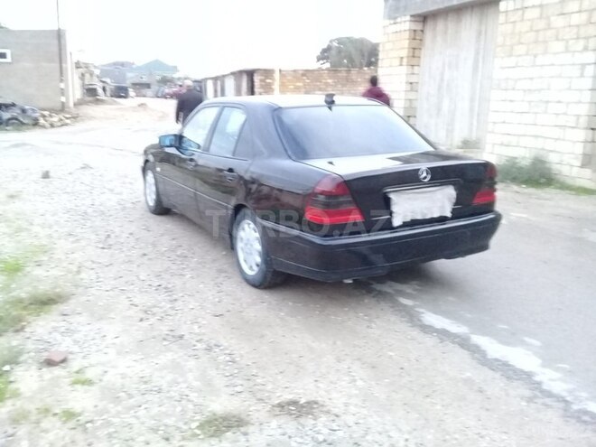Mercedes C 180 2000, 235,600 km - 1.8 л - Sumqayıt