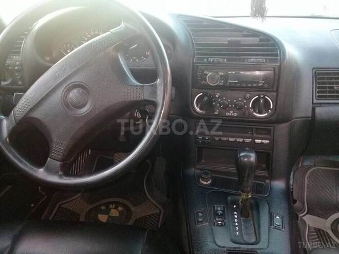 BMW 320 1992, 370,000 km - 2.0 l - Ucar