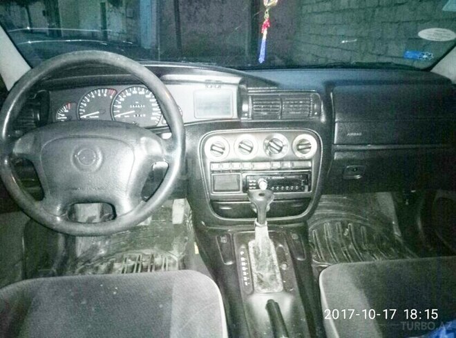 Opel Omega 1995, 268,000 km - 2.0 l - Bakı