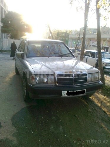 Mercedes 190 1992, 420,000 km - 2.0 л - Bakı