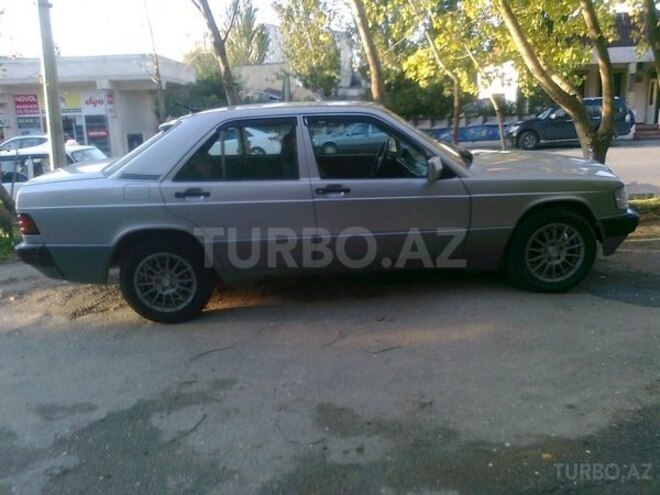 Mercedes 190 1992, 420,000 km - 2.0 л - Bakı