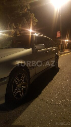 Mercedes C 200 2000, 386,817 km - 2.0 l - Bakı