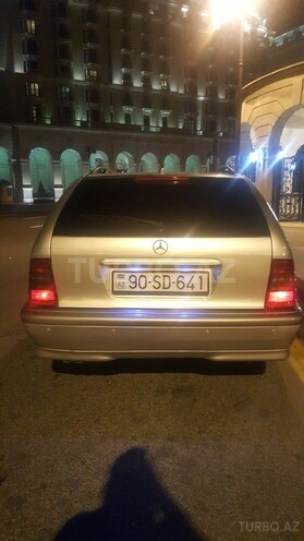 Mercedes C 200 2000, 386,817 km - 2.0 l - Bakı