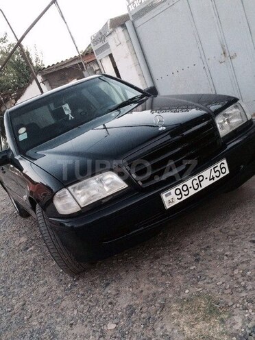 Mercedes C 220 1999, 356,000 km - 2.2 l - İmişli