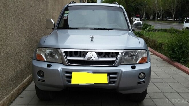 Mitsubishi Pajero 2005, 124,000 km - 3.8 l - Bakı