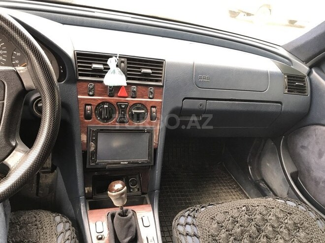 Mercedes C 180 1997, 256,760 km - 1.8 л - Quba