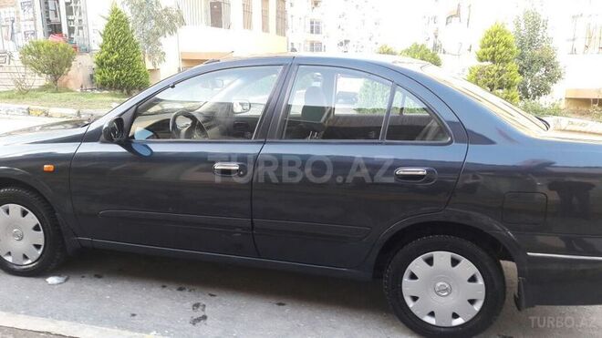 Nissan Sunny 2004, 237,000 km - 1.6 l - Bakı