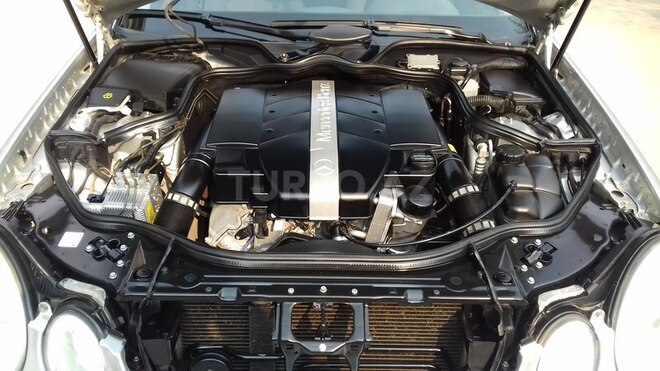 Mercedes E 240 2002, 153,000 km - 2.6 l - Bakı