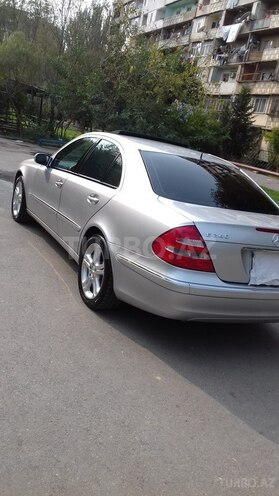 Mercedes E 240 2002, 153,000 km - 2.6 l - Bakı