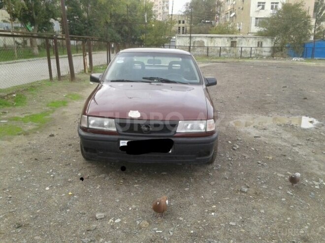 Opel Vectra 1993, 250,000 km - 2.0 l - Sumqayıt
