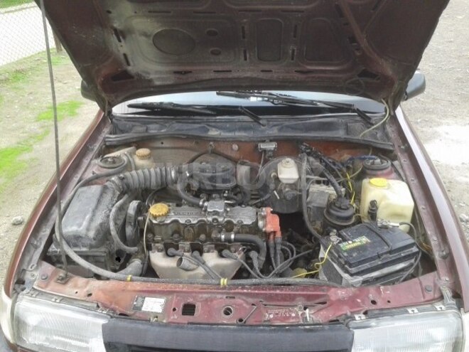 Opel Vectra 1993, 250,000 km - 2.0 l - Sumqayıt