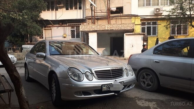 Mercedes E 220 2002, 277,222 km - 2.2 l - Bakı