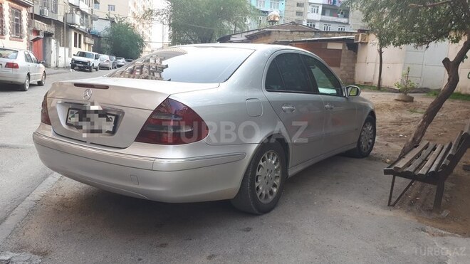 Mercedes E 220 2002, 277,222 km - 2.2 l - Bakı