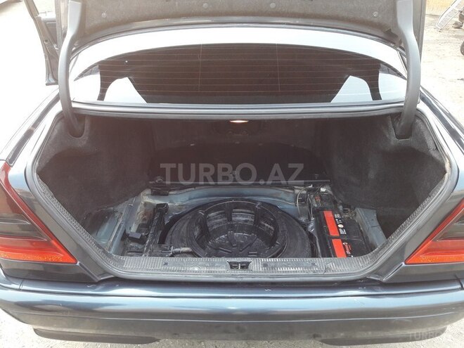 Mercedes C 220 1998, 415,903 km - 2.2 л - Sumqayıt