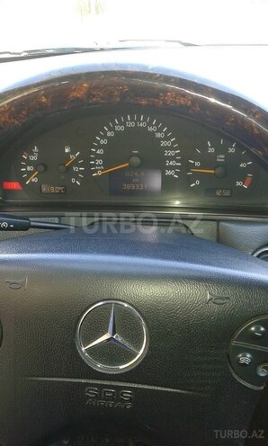 Mercedes E 270 2000, 389,000 km - 2.7 л - Gəncə