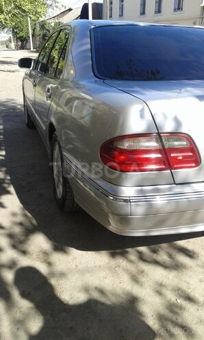 Mercedes E 270 2000, 389,000 km - 2.7 л - Gəncə