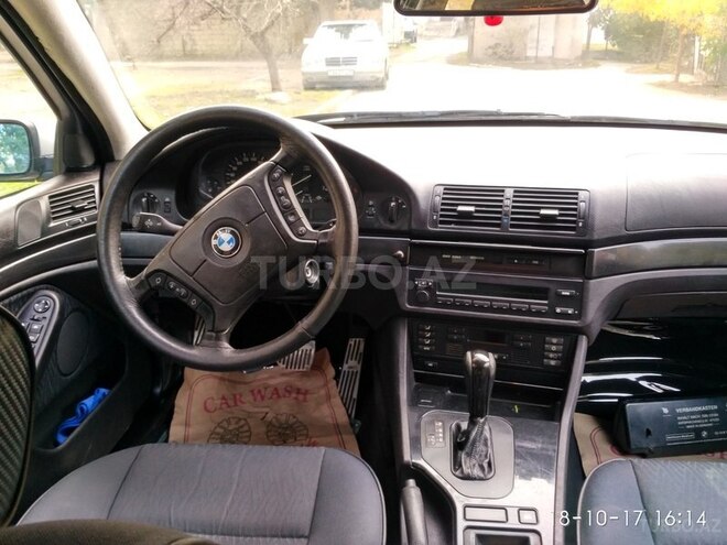 BMW 528 2000, 251,000 km - 2.8 l - Bakı