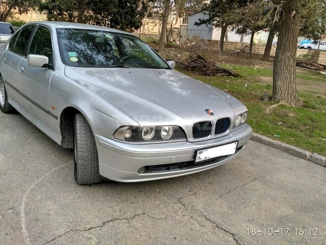 BMW 528 2000, 251,000 km - 2.8 l - Bakı
