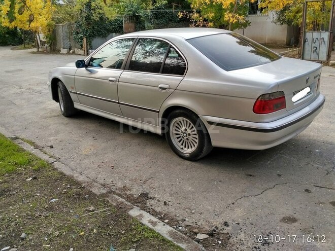 BMW 528 2000, 251,000 km - 2.8 l - Bakı