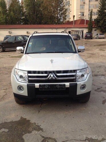 Mitsubishi Pajero 2009, 138,000 km - 3.0 l - Bakı