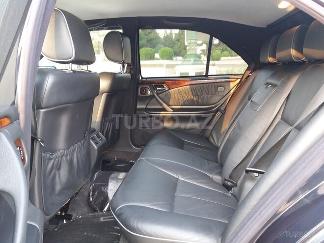 Mercedes E 240 1999, 227,000 km - 2.6 l - Bakı