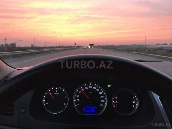 Hyundai Sonata 2008, 125,000 km - 2.0 л - Bakı