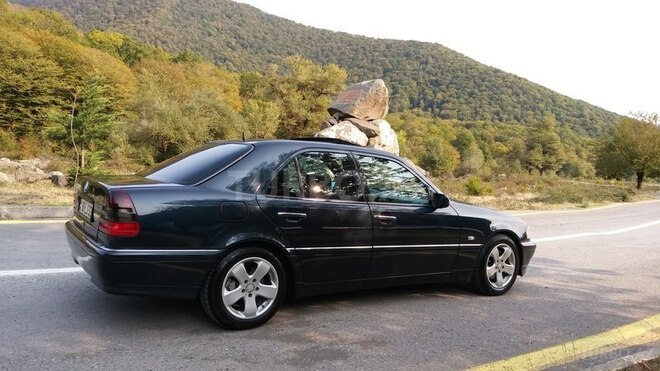 Mercedes C 240 1997, 298,000 km - 2.4 l - Oğuz