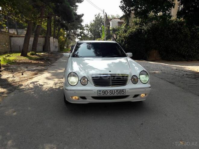 Mercedes E 220 2002, 241,000 km - 2.2 л - Bakı