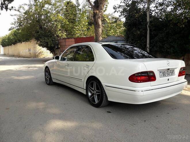 Mercedes E 220 2002, 241,000 km - 2.2 л - Bakı