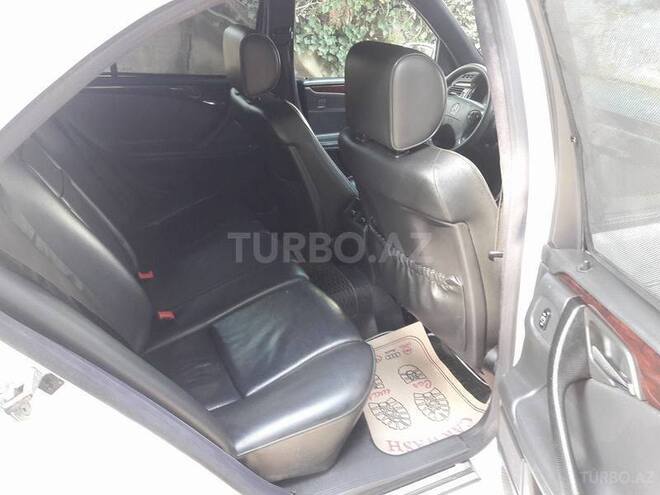 Mercedes E 220 2002, 241,000 km - 2.2 л - Bakı