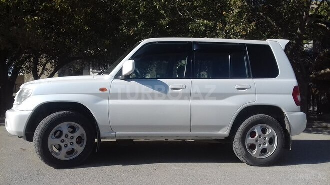Mitsubishi Pajero io 2000, 248,000 km - 2.0 l - Xaçmaz