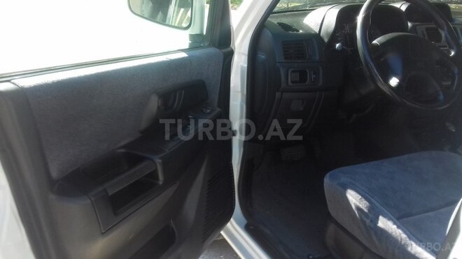 Mitsubishi Pajero io 2000, 248,000 km - 2.0 l - Xaçmaz